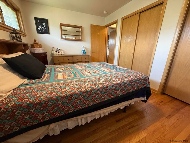 1607 MAPLE CT, Cheyenne, WY 82001