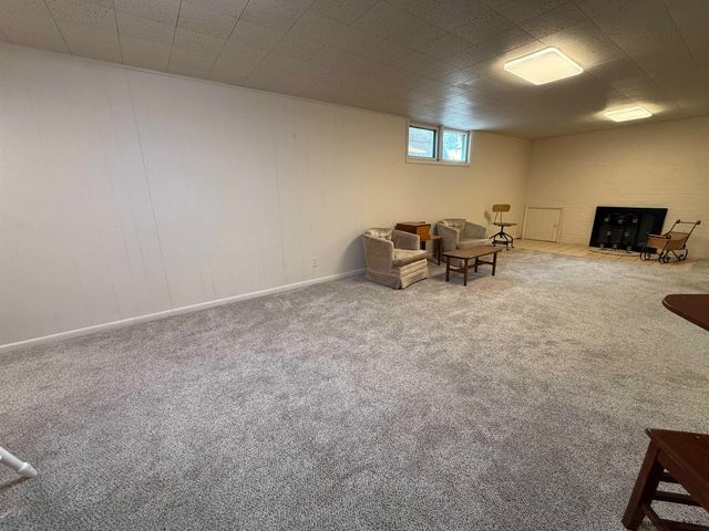 1607 MAPLE CT, Cheyenne, WY 82001
