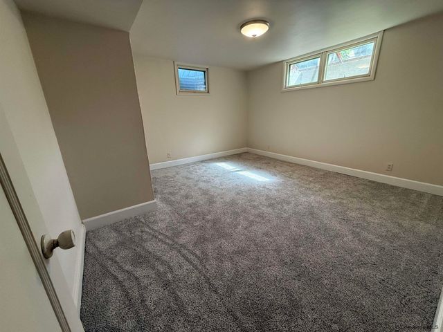 1607 MAPLE CT, Cheyenne, WY 82001