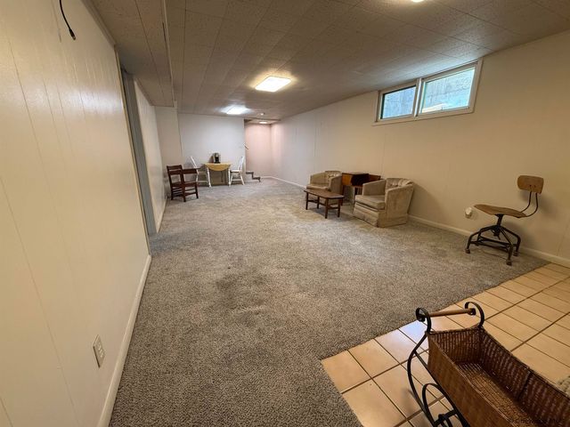 1607 MAPLE CT, Cheyenne, WY 82001