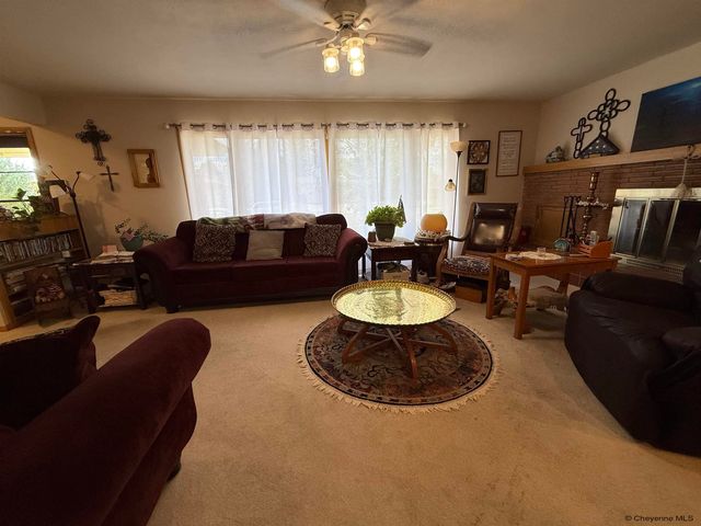1607 MAPLE CT, Cheyenne, WY 82001