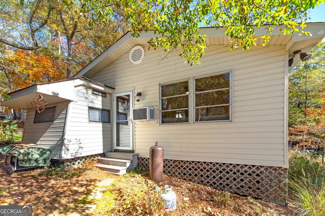 121 Cedar Drive, Jackson, GA 30233