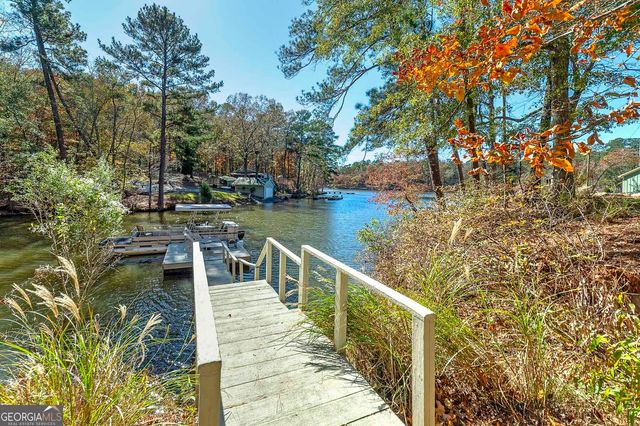 121 Cedar Drive, Jackson, GA 30233