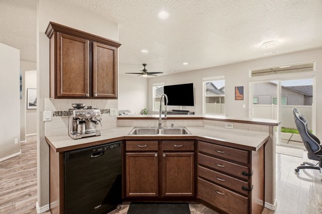 705 Quail Dr, Cheney, WA 99004