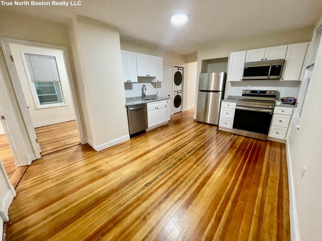 207 Princeton St 1, Boston, MA 02128