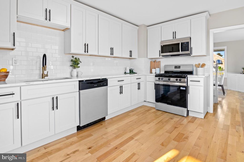 1237 WILLOW RD, Dundalk, MD 21222