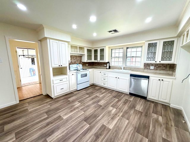 161 West 163rd Street, Galliano, LA 70354