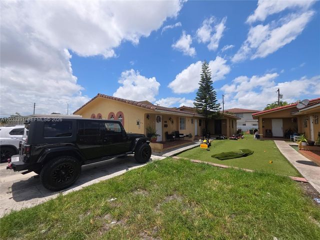 233 E 7th St, Hialeah, FL 33010