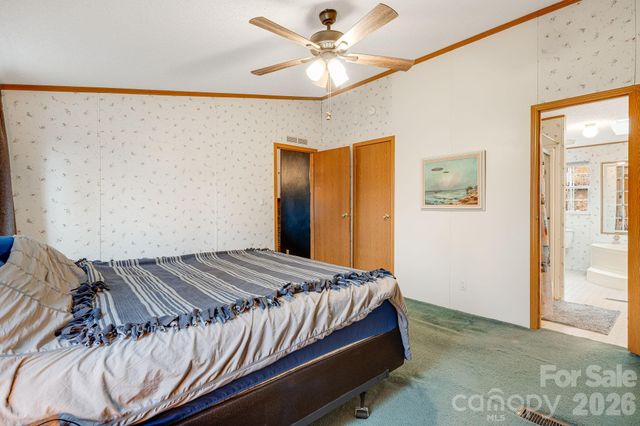 106 Avian Court, Brevard, NC 28712