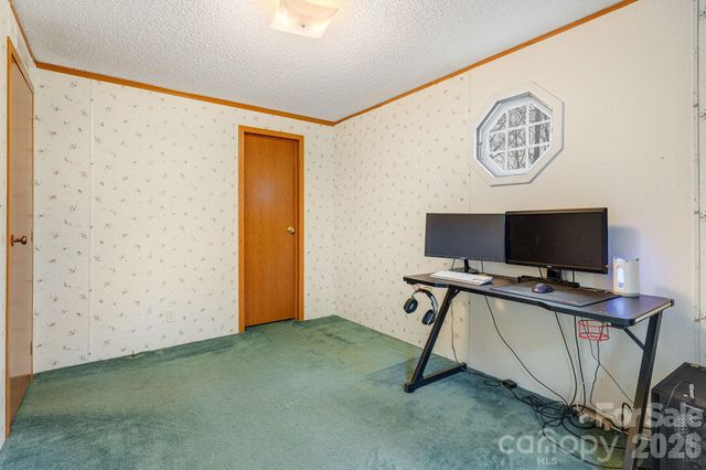 106 Avian Court, Brevard, NC 28712