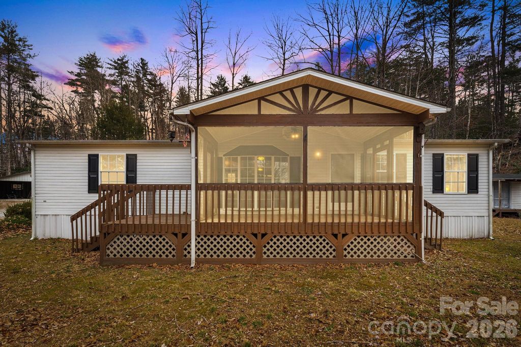 106 Avian Court, Brevard, NC 28712