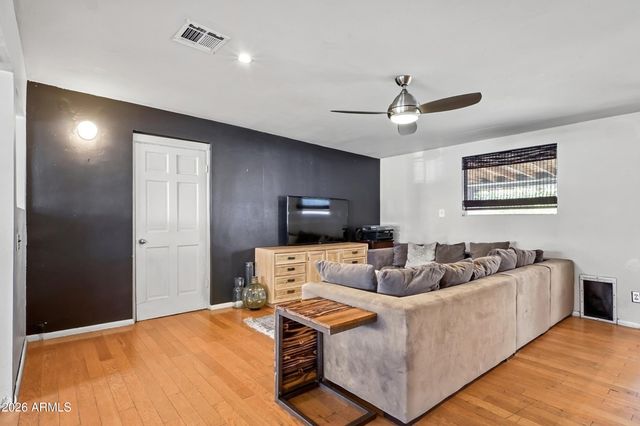 1831 E MINNEZONA Avenue, Phoenix, AZ 85016