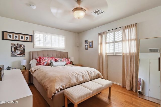 1831 E MINNEZONA Avenue, Phoenix, AZ 85016