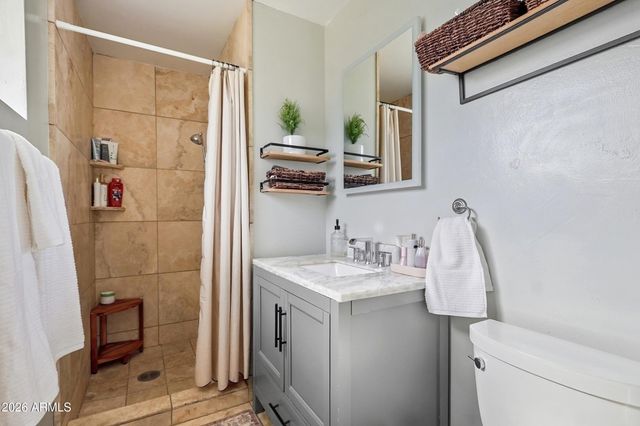 1831 E MINNEZONA Avenue, Phoenix, AZ 85016