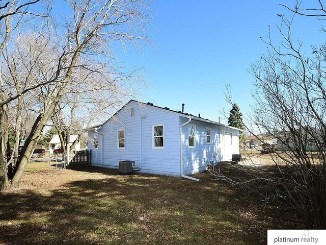 227 North Drive, Fremont, NE 68025