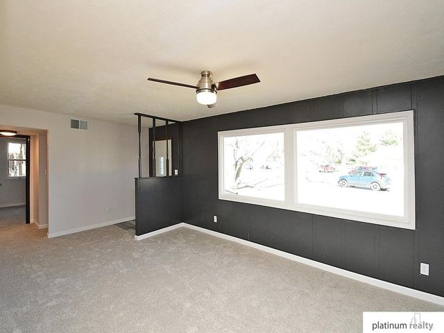 227 North Drive, Fremont, NE 68025