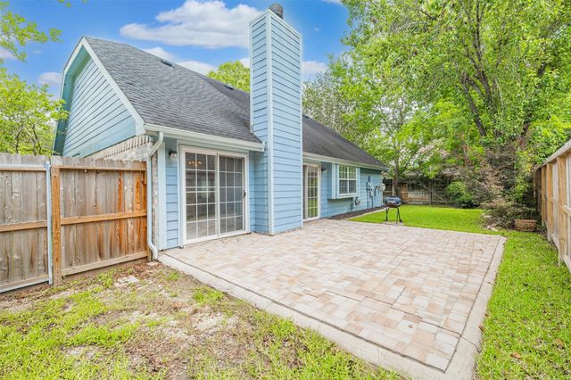 519 E Hillary Circle, Sugar Land, TX 77498