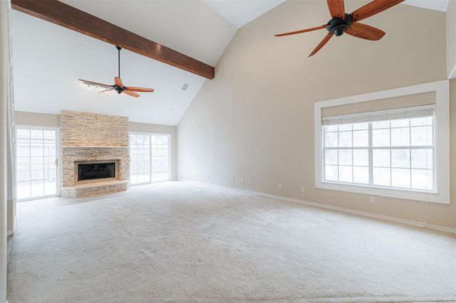 519 E Hillary Circle, Sugar Land, TX 77498