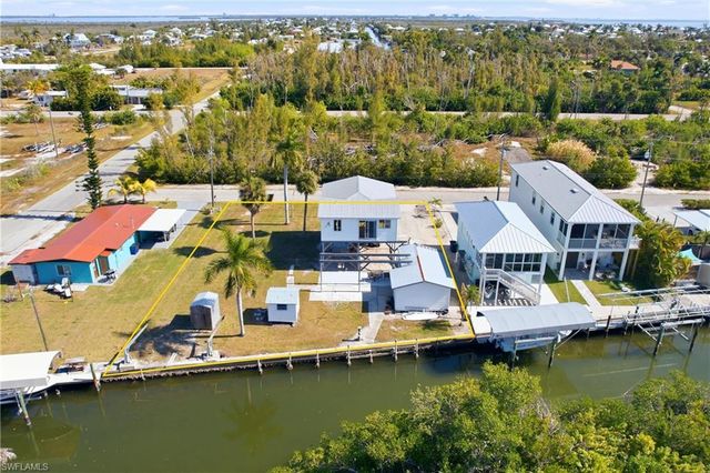 2661 Bamboo ST, St. James City, FL 33956