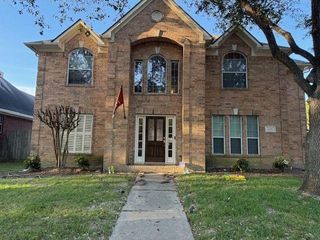 2203 Fairwater Park Drive, League City, TX 77573