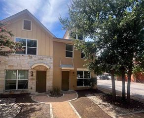 1101 Grove BLVD 701, Austin, TX 78741