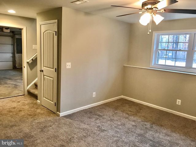 402 BLUEBIRD WAY, Front Royal, VA 22630