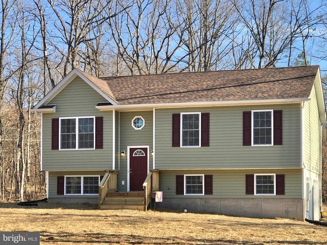 402 BLUEBIRD WAY, Front Royal, VA 22630