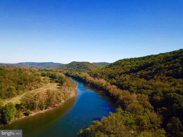 402 BLUEBIRD WAY, Front Royal, VA 22630