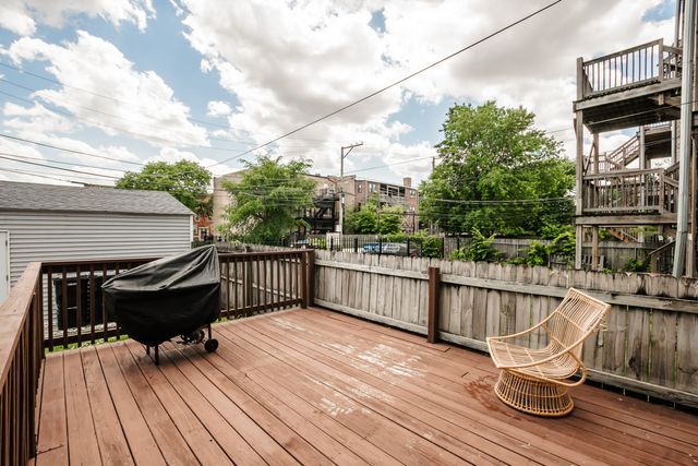 735 E 50th Street 2, Chicago, IL 60615
