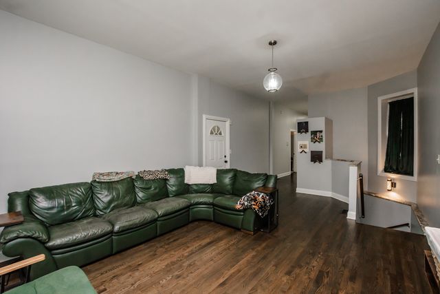 735 E 50th Street 2, Chicago, IL 60615