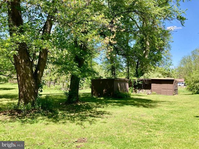 100 & 1111 PARK RD PARK RD, Blandon, PA 19510