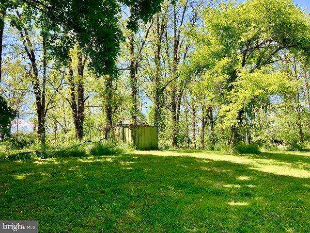 100 & 1111 PARK RD PARK RD, Blandon, PA 19510