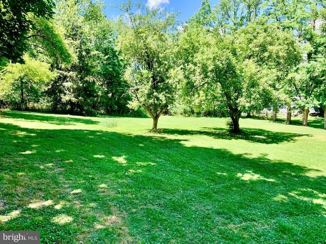 100 & 1111 PARK RD PARK RD, Blandon, PA 19510