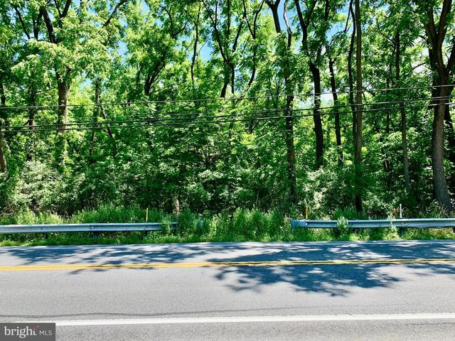 100 & 1111 PARK RD PARK RD, Blandon, PA 19510
