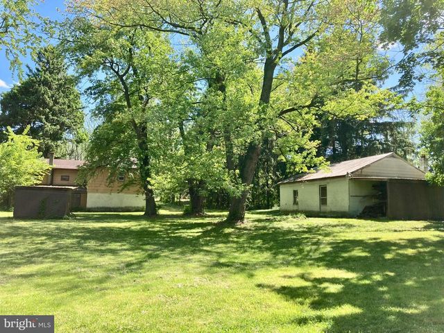 100 & 1111 PARK RD PARK RD, Blandon, PA 19510