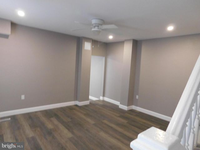 108-110 E OAK ST, Millville, NJ 08332