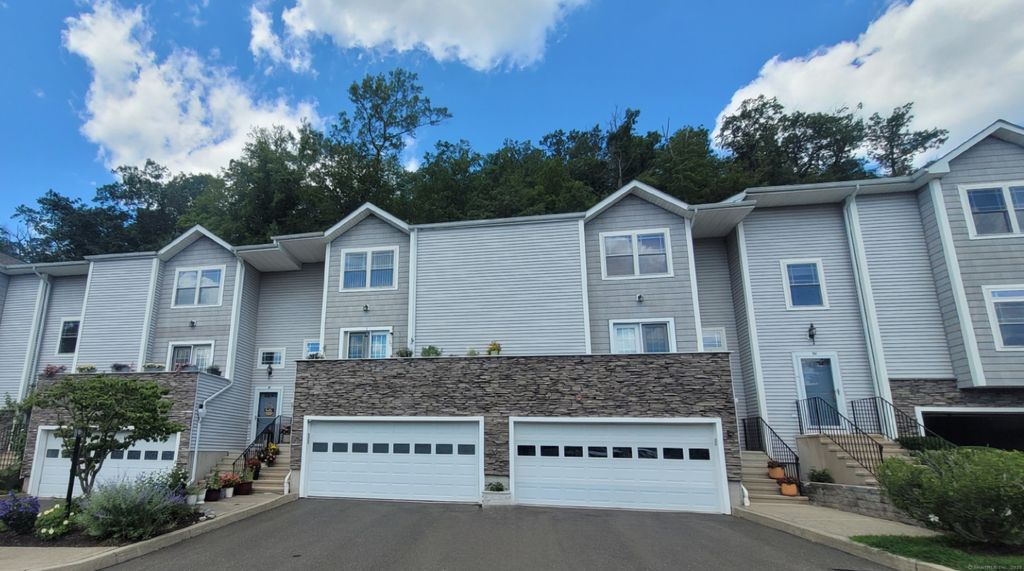 48 Stetson Place 48, Danbury, CT 06811