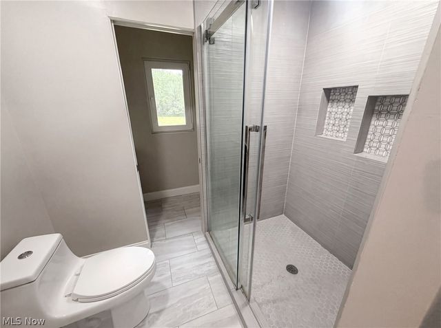 37045 Chagrin Boulevard, Chagrin Falls, OH 44022