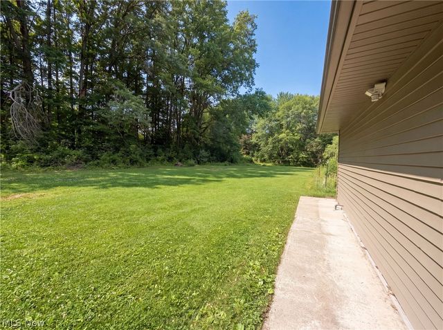 37045 Chagrin Boulevard, Chagrin Falls, OH 44022