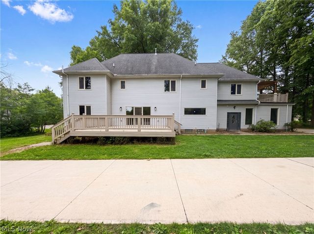 37045 Chagrin Boulevard, Chagrin Falls, OH 44022