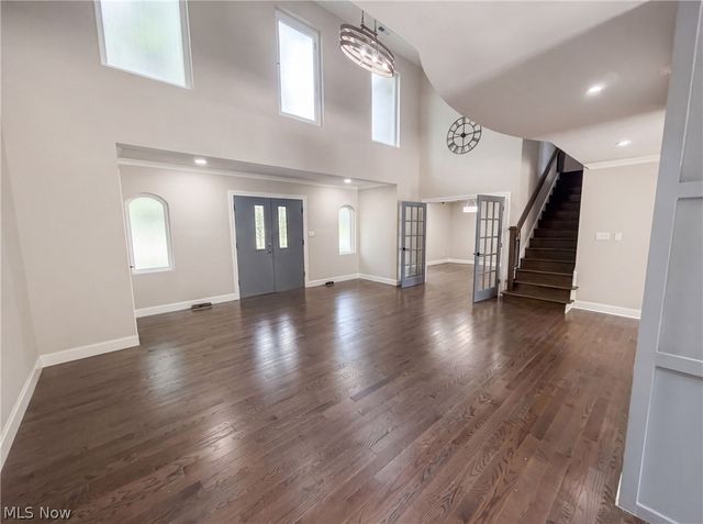 37045 Chagrin Boulevard, Chagrin Falls, OH 44022