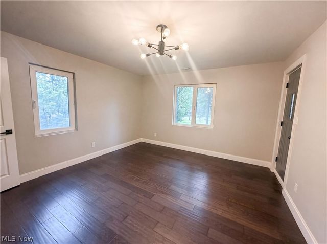 37045 Chagrin Boulevard, Chagrin Falls, OH 44022