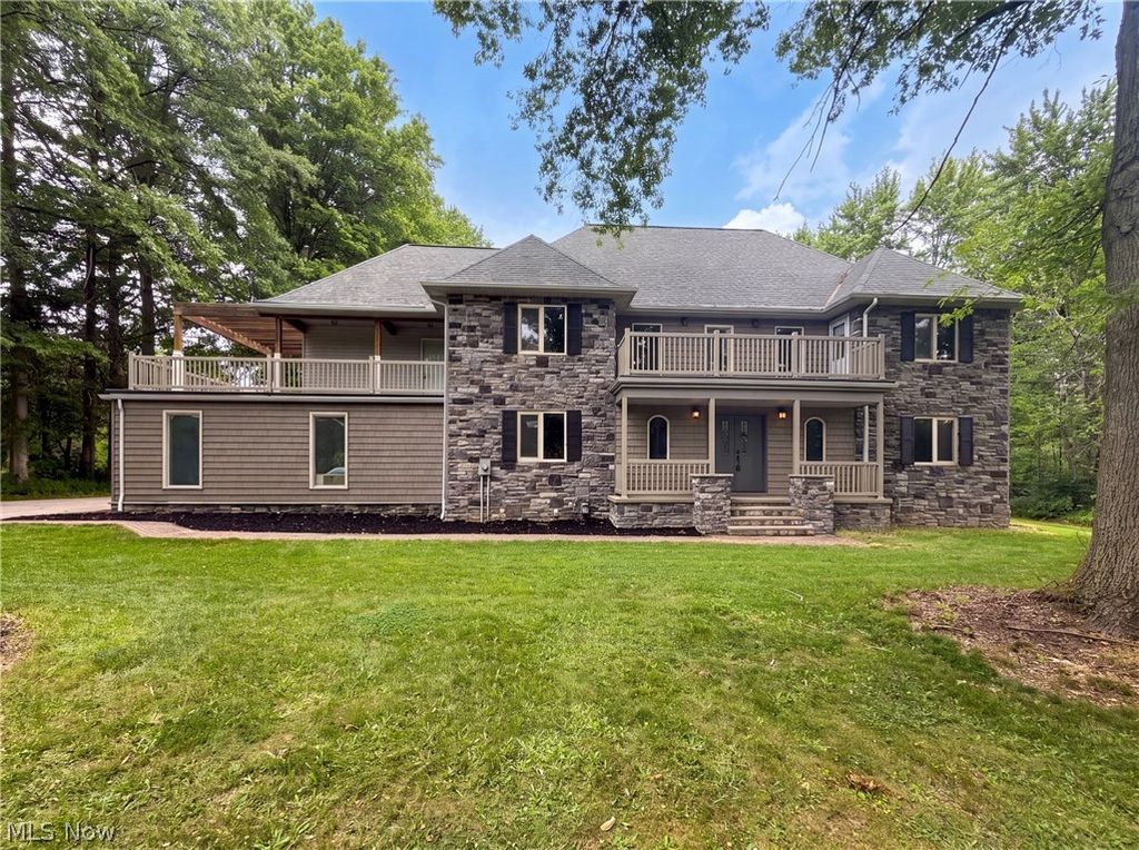 37045 Chagrin Boulevard, Chagrin Falls, OH 44022