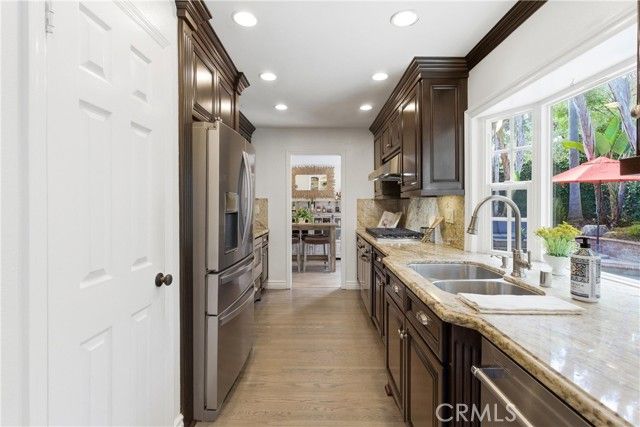 8421 Crimson Circle, Huntington Beach, CA 92646