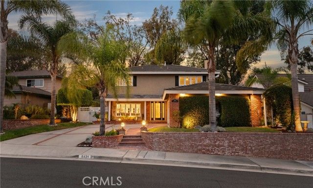 8421 Crimson Circle, Huntington Beach, CA 92646
