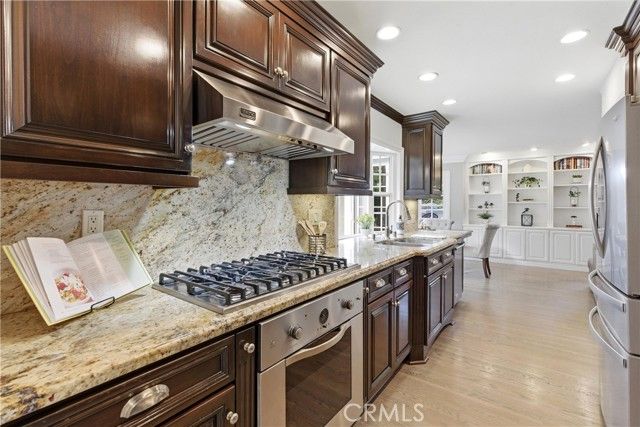 8421 Crimson Circle, Huntington Beach, CA 92646