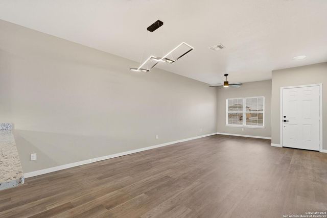 15203 Escalante Pass, Von Ormy, TX 78073