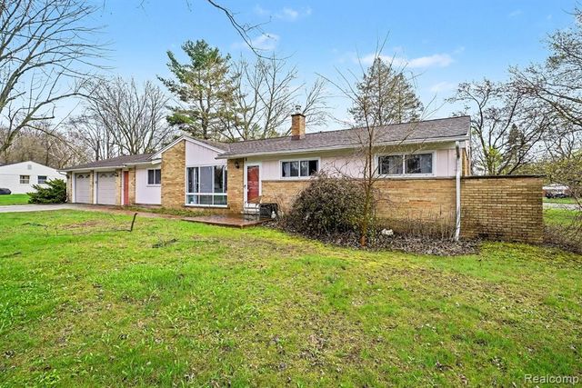 6341 Waldon Road, Clarkston, MI 48346