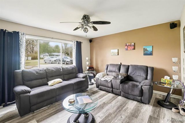 6341 Waldon Road, Clarkston, MI 48346