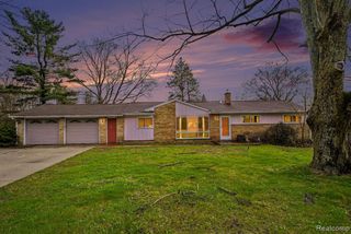 6341 Waldon Road, Clarkston, MI 48346